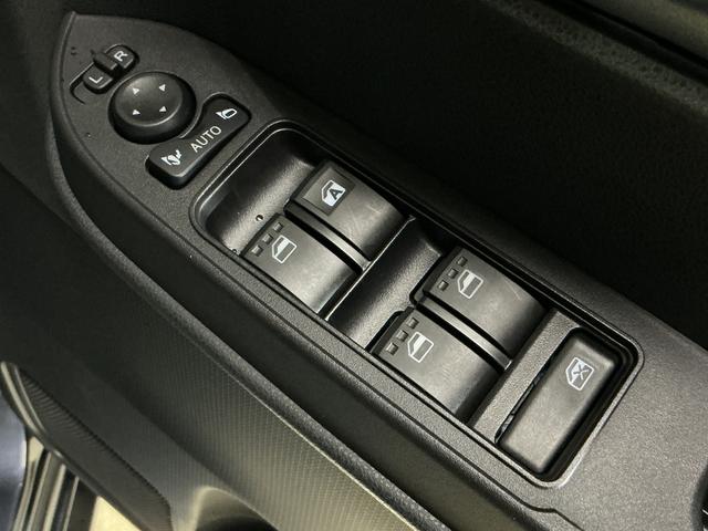 タントファンクロス　バックカメラ　両側電動スライド　シートヒーターバックカメラ　両側電動スライドドア　前後コーナーセンサー　前席シートヒーター　電子パーキング　オートマチックハイビーム　オートブレーキホールド　１４インチ純正アルミホイール　ＬＥＤヘッドライト（京都府）の中古車