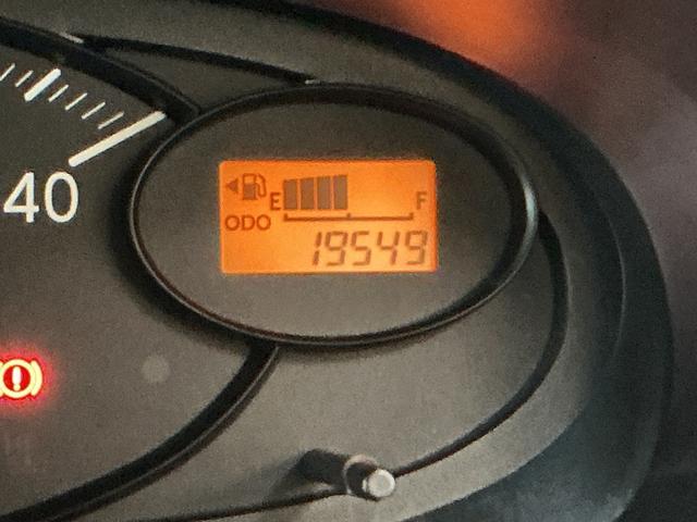 ミラＸスペシャル　ワンオーナー　５速ＭＴ車　ＣＤオーディオワンオーナー　５速ＭＴ車　ＣＤオーディオ　コーナーポール　ＨＩＤヘッドライト　ドアバイザー　キーレスエントリー　ヘッドライトレべライザー　マニュアルエアコン　１２Ｖ電源ソケット　スペアタイヤ（京都府）の中古車