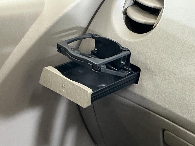 ミラＸスペシャル　ワンオーナー　５速ＭＴ車　ＣＤオーディオワンオーナー　５速ＭＴ車　ＣＤオーディオ　コーナーポール　ＨＩＤヘッドライト　ドアバイザー　キーレスエントリー　ヘッドライトレべライザー　マニュアルエアコン　１２Ｖ電源ソケット　スペアタイヤ（京都府）の中古車