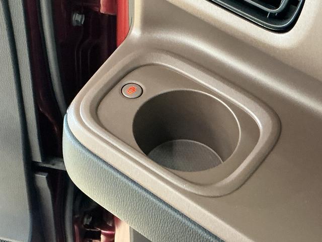 ムーヴキャンバスセオリーＧ　９インチディスプレイオーディオ　バックカメラ９インチディスプレイオーディオ　バックカメラ　両側電動スライドドア　前後コーナーセンサー　前席シートヒーター　アダプティブクルーズコントロール　ワイヤレス充電　ホッとカップホルダー　電子パーキング（京都府）の中古車