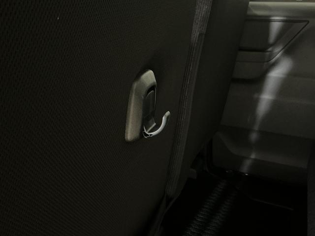 ムーヴG 助手席側リヤパワースライドドア スマートアシスト助手席側リヤパワースライドドア プッシュボタンエンジンスタート スマートアシスト LEDヘッドライト バックカメラ オートエアコン コーナーセンサー オートライト アルミホイール 電動格納式ドアミラー(京都府)の中古車