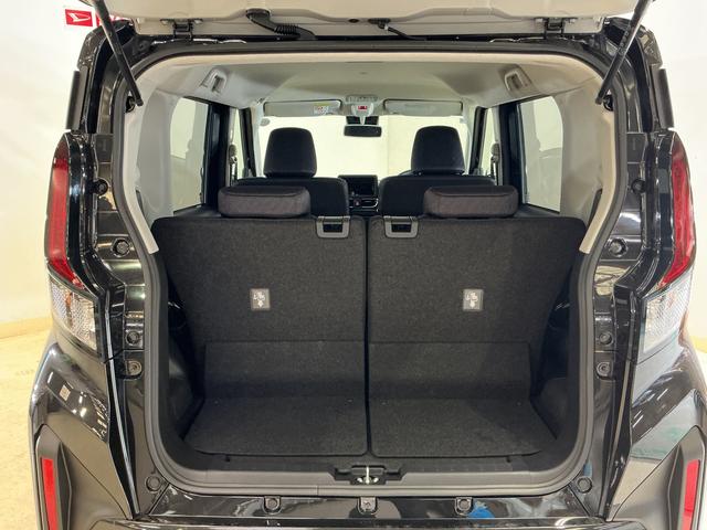 ムーヴG 助手席側リヤパワースライドドア スマートアシスト助手席側リヤパワースライドドア プッシュボタンエンジンスタート スマートアシスト LEDヘッドライト バックカメラ オートエアコン コーナーセンサー オートライト アルミホイール 電動格納式ドアミラー(京都府)の中古車