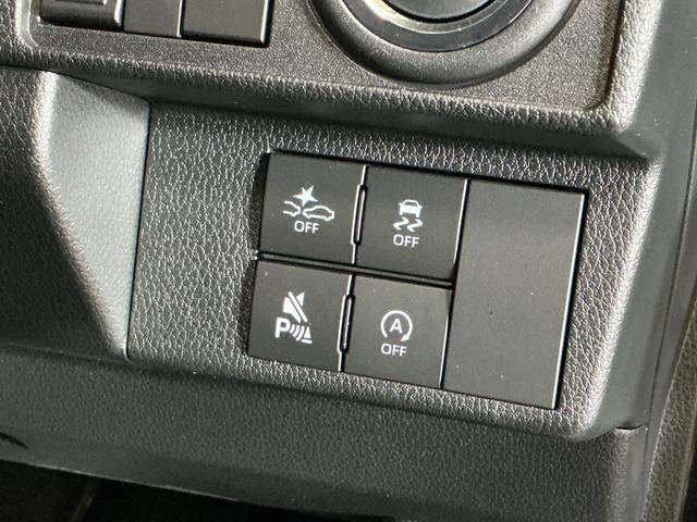 ムーヴG 助手席側リヤパワースライドドア スマートアシスト助手席側リヤパワースライドドア プッシュボタンエンジンスタート スマートアシスト LEDヘッドライト バックカメラ オートエアコン コーナーセンサー オートライト アルミホイール 電動格納式ドアミラー(京都府)の中古車