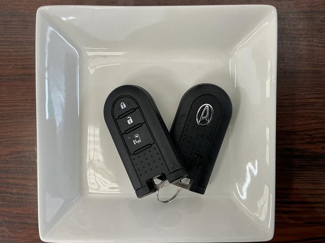 タントカスタムＸ　トップエディションＳＡIII　ＣＤチューナースマートアシストＩＩＩ　ＣＤチューナー　プッシュボタンエンジンスタート　助手席側リヤパワースライドドア　オートエアコン　ＬＥＤヘッドライト　オートライト　シートヒーター　アルミホイール　ＡＢＳ（京都府）の中古車