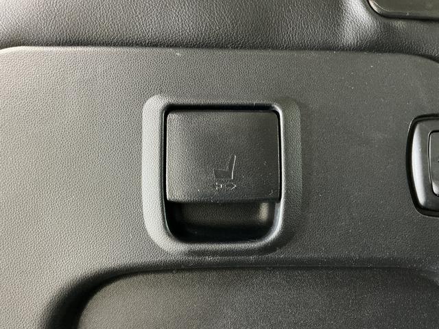 タントカスタムＸ　トップエディションＳＡIII　ＣＤチューナースマートアシストＩＩＩ　ＣＤチューナー　プッシュボタンエンジンスタート　助手席側リヤパワースライドドア　オートエアコン　ＬＥＤヘッドライト　オートライト　シートヒーター　アルミホイール　ＡＢＳ（京都府）の中古車