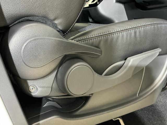 タントカスタムRS 届出済み未使用車 4WD ターボ バックカメラ届出済み未使用車 4WD ターボ バックカメラ 両側電動スライドドア コーナーセンサー シートヒーター 電子パーキング オートブレーキホールド オートマチックハイビーム 15インチ純正アルミホイール(京都府)の中古車