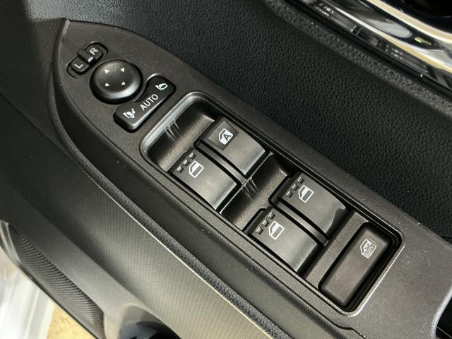 タントカスタムRS 届出済み未使用車 4WD ターボ バックカメラ届出済み未使用車 4WD ターボ バックカメラ 両側電動スライドドア コーナーセンサー シートヒーター 電子パーキング オートブレーキホールド オートマチックハイビーム 15インチ純正アルミホイール(京都府)の中古車