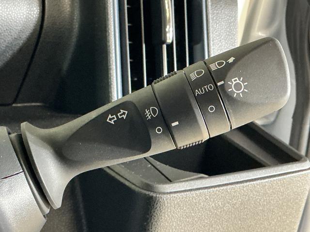 タントカスタムRS 届出済み未使用車 4WD ターボ バックカメラ届出済み未使用車 4WD ターボ バックカメラ 両側電動スライドドア コーナーセンサー シートヒーター 電子パーキング オートブレーキホールド オートマチックハイビーム 15インチ純正アルミホイール(京都府)の中古車