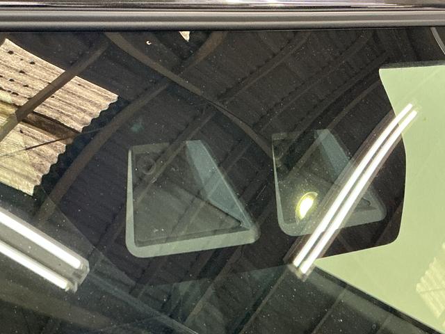 タントカスタムＸ　届出済未使用車　パノラマモニター　シートヒーター届出済み未使用車　パノラマモニター　スマートアシスト　シートヒーター　ＬＥＤヘッドライト　両側リヤパワースライドドア　プッシュボタンエンジンスタート　アルミホイール　オートエアコン　オートライト（京都府）の中古車