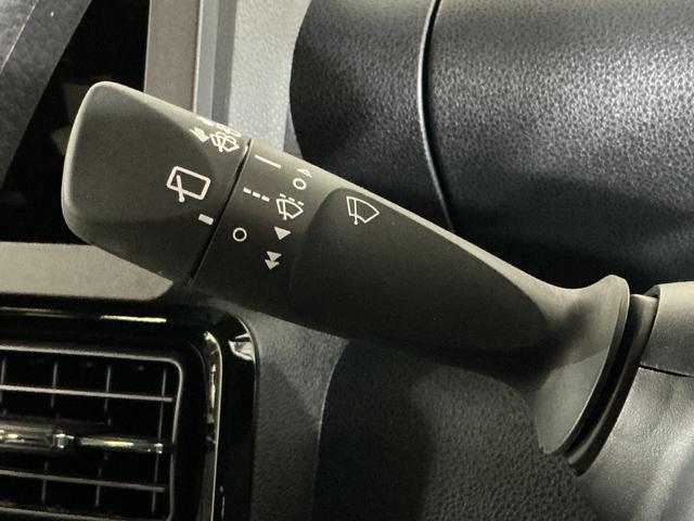 タントカスタムＸ　届出済未使用車　パノラマモニター　シートヒーター届出済み未使用車　パノラマモニター　スマートアシスト　シートヒーター　ＬＥＤヘッドライト　両側リヤパワースライドドア　プッシュボタンエンジンスタート　アルミホイール　オートエアコン　オートライト（京都府）の中古車