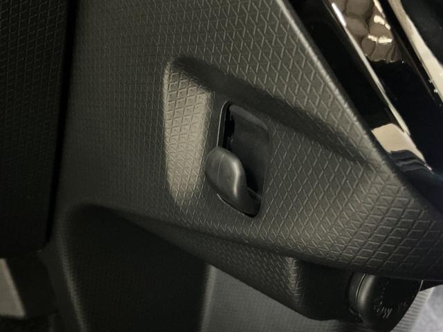 タントカスタムＸ　届出済未使用車　パノラマモニター　シートヒーター届出済み未使用車　パノラマモニター　スマートアシスト　シートヒーター　ＬＥＤヘッドライト　両側リヤパワースライドドア　プッシュボタンエンジンスタート　アルミホイール　オートエアコン　オートライト（京都府）の中古車