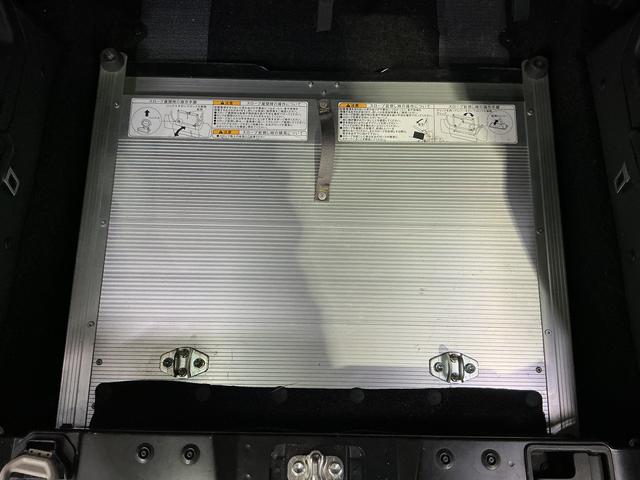 タントＸ　ワンオーナー　福祉車両　ＣＤオーディオ　電動ウインチワンオーナー　福祉車両　ＣＤオーディオ　車いす仕様車　電動ウインチ　片側電動スライドドア　前後コーナーセンサー　前席シートヒーター　オートマチックハイビーム　ＬＥＤヘッドライト　オートライト（京都府）の中古車