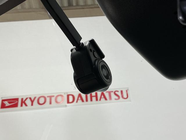 ロッキーＸ　ワンオーナー　ディスプレイオーディオ　バックカメラワンオーナー　９インチディスプレイオーディオ　バックカメラ　ＥＴＣ　ドライブレコーダー　前後コーナーセンサー　Ｂｌｕｅｔｏｏｔｈ　ＵＳＢ接続　ＨＤＭＩ接続　オートライト　スマートキー　プッシュスタート（京都府）の中古車