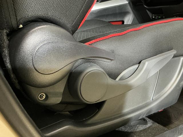 ロッキーＸ　ワンオーナー　ディスプレイオーディオ　バックカメラワンオーナー　９インチディスプレイオーディオ　バックカメラ　ＥＴＣ　ドライブレコーダー　前後コーナーセンサー　Ｂｌｕｅｔｏｏｔｈ　ＵＳＢ接続　ＨＤＭＩ接続　オートライト　スマートキー　プッシュスタート（京都府）の中古車