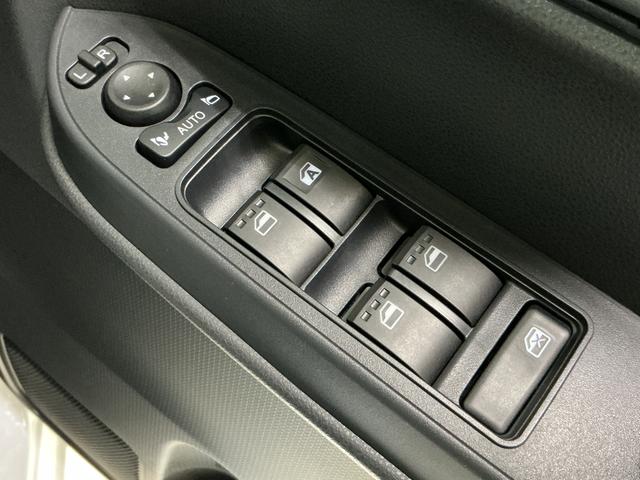 タントＸ　届出済み未使用車　４ＷＤ　バックカメラ　片側電動スライド届出済み未使用車　４ＷＤ　バックカメラ　片側電動スライドドア　前後コーナーセンサー　前席シートヒーター　電子パーキング　オートブレーキホールド　オートマチックハイビーム　スマートキー　スマートアシスト（京都府）の中古車