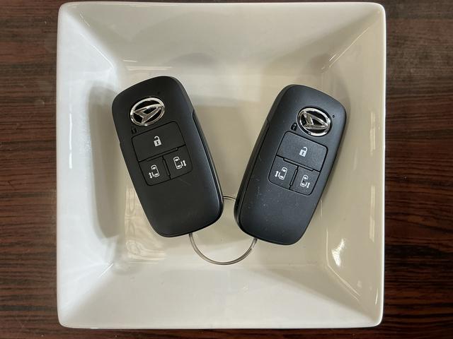 タントカスタムＸ　届出済み未使用車　パノラマモニター　ＵＳＢ届出済み未使用車　パノラマモニター　両側電動スライドドア　前後コーナーセンサー　前席シートヒーター　電子パーキング　オートマチックハイビーム　オートブレーキホールド　１４インチ純正アルミホイール（京都府）の中古車