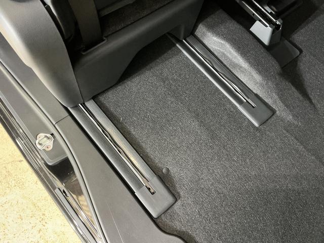 タントカスタムＸ　届出済み未使用車　パノラマモニター　ＵＳＢ届出済み未使用車　パノラマモニター　両側電動スライドドア　前後コーナーセンサー　前席シートヒーター　電子パーキング　オートマチックハイビーム　オートブレーキホールド　１４インチ純正アルミホイール（京都府）の中古車