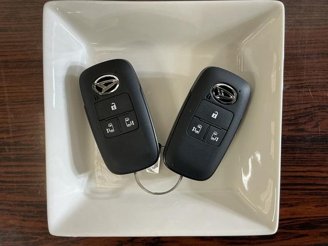 タントファンクロス 届出済み未使用車 バックカメラ シートヒーター届出済み未使用車 バックカメラ 両側電動スライドドア 前後コーナーセンサー 前席シートヒーター 電子パーキング オートブレーキホールド オートマチックハイビーム 14インチ純正アルミホイール スマアシ(京都府)の中古車