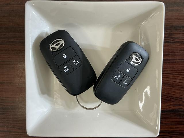 タントファンクロス　届出済未使用車　バックカメラ　両側電動スライド届出済み未使用車　バックカメラ　両側電動スライドドア　前後コーナーセンサー　前席シートヒーター　電子パーキング　オートブレーキホールド　オートマチックハイビーム　ＵＳＢチャージャー　スマートキー（京都府）の中古車