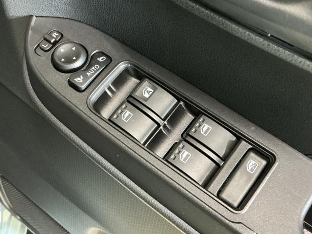 タントファンクロス　届出済未使用車　バックカメラ　両側電動スライド届出済み未使用車　バックカメラ　両側電動スライドドア　前後コーナーセンサー　前席シートヒーター　電子パーキング　オートブレーキホールド　オートマチックハイビーム　ＵＳＢチャージャー　スマートキー（京都府）の中古車