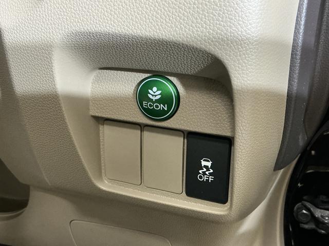 N−ONEG・Lパッケージ ナビ バックカメラ ドライブレコーダーナビ バックカメラ ドライブレコーダー ETC ワンセグTV HDMI接続 スマートキー プッシュスタート HIDヘッドライト オートライト 横滑り防止装置 スペアキー ドアバイザー 電動格納ミラー(京都府)の中古車