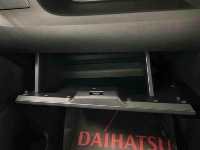 タントカスタムＲＳ　トップエディションＳＡIII（京都府）の中古車