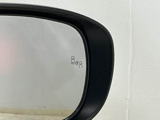 ロッキープレミアム ワンオーナー ナビ パノラマモニター ドラレコワンオーナー 4WD ターボ ナビ パノラマモニター ドラレコ ETC ブラインドスポットモニター ウインドシールドデアイサー アダプティブクルーズコントロール シートヒーター Bluetooth(京都府)の中古車