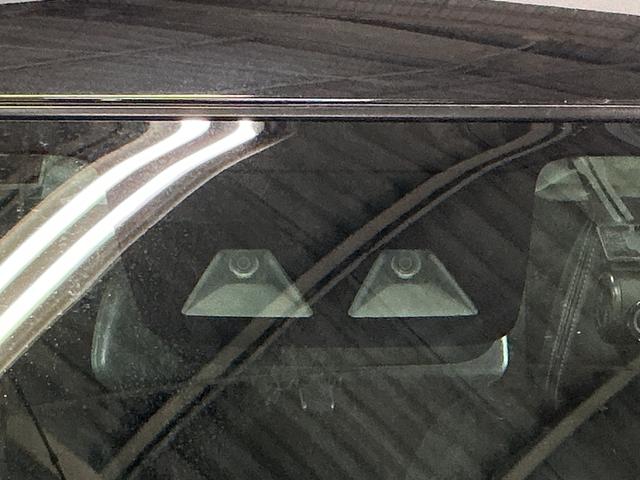 ロッキープレミアム ワンオーナー ナビ パノラマモニター ドラレコワンオーナー 4WD ターボ ナビ パノラマモニター ドラレコ ETC ブラインドスポットモニター ウインドシールドデアイサー アダプティブクルーズコントロール シートヒーター Bluetooth(京都府)の中古車