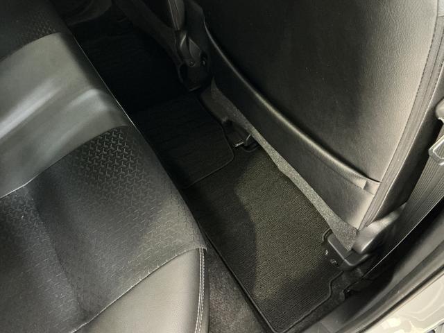 ロッキープレミアム ワンオーナー ナビ パノラマモニター ドラレコワンオーナー 4WD ターボ ナビ パノラマモニター ドラレコ ETC ブラインドスポットモニター ウインドシールドデアイサー アダプティブクルーズコントロール シートヒーター Bluetooth(京都府)の中古車