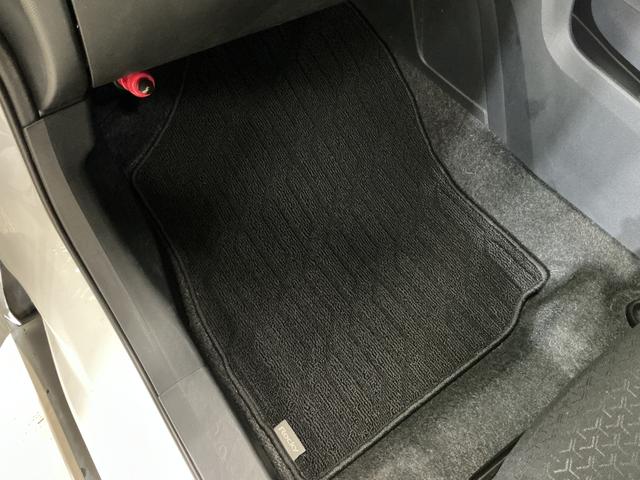 ロッキープレミアム ワンオーナー ナビ パノラマモニター ドラレコワンオーナー 4WD ターボ ナビ パノラマモニター ドラレコ ETC ブラインドスポットモニター ウインドシールドデアイサー アダプティブクルーズコントロール シートヒーター Bluetooth(京都府)の中古車