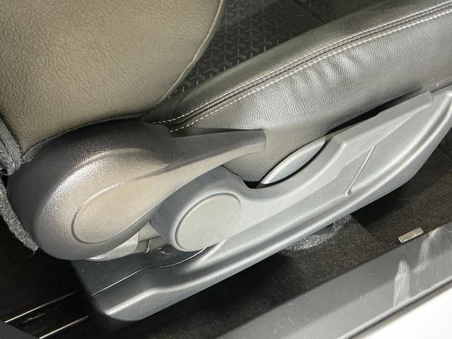 ロッキープレミアム ワンオーナー ナビ パノラマモニター ドラレコワンオーナー 4WD ターボ ナビ パノラマモニター ドラレコ ETC ブラインドスポットモニター ウインドシールドデアイサー アダプティブクルーズコントロール シートヒーター Bluetooth(京都府)の中古車