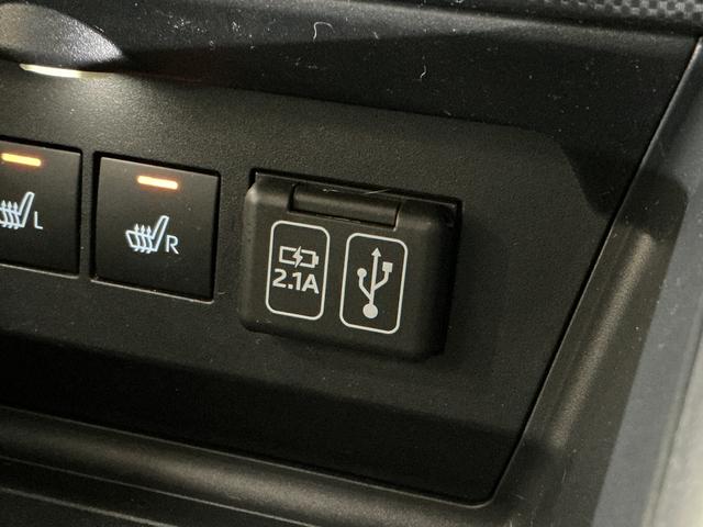 ロッキープレミアム ワンオーナー ナビ パノラマモニター ドラレコワンオーナー 4WD ターボ ナビ パノラマモニター ドラレコ ETC ブラインドスポットモニター ウインドシールドデアイサー アダプティブクルーズコントロール シートヒーター Bluetooth(京都府)の中古車