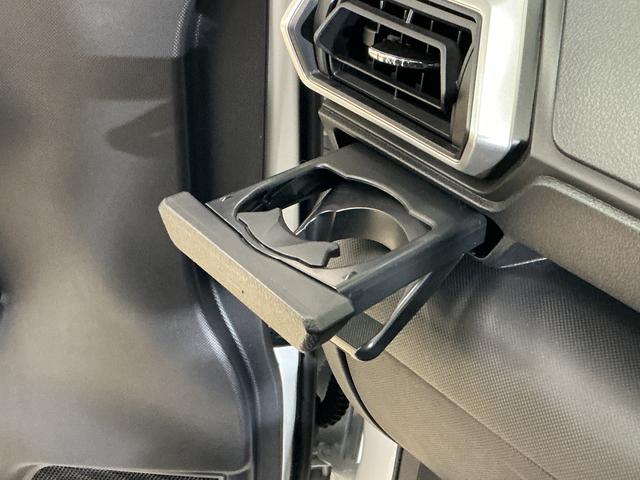 ロッキープレミアム ワンオーナー ナビ パノラマモニター ドラレコワンオーナー 4WD ターボ ナビ パノラマモニター ドラレコ ETC ブラインドスポットモニター ウインドシールドデアイサー アダプティブクルーズコントロール シートヒーター Bluetooth(京都府)の中古車