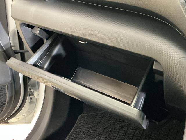 ロッキープレミアム ワンオーナー ナビ パノラマモニター ドラレコワンオーナー 4WD ターボ ナビ パノラマモニター ドラレコ ETC ブラインドスポットモニター ウインドシールドデアイサー アダプティブクルーズコントロール シートヒーター Bluetooth(京都府)の中古車