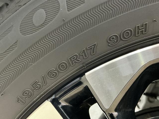 ロッキープレミアム ワンオーナー ナビ パノラマモニター ドラレコワンオーナー 4WD ターボ ナビ パノラマモニター ドラレコ ETC ブラインドスポットモニター ウインドシールドデアイサー アダプティブクルーズコントロール シートヒーター Bluetooth(京都府)の中古車