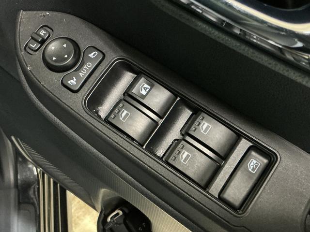 タントカスタムX 両側リヤパワースライドドア スマートアシストワンオーナー 両側リヤパワースライドドア プッシュボタンエンジンスタート スマートアシスト バックカメラ オートエアコン LEDヘッドライト コーナーセンサー フォグランプ オートライト ABS(京都府)の中古車