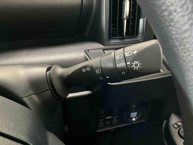 タントカスタムＸ　届出済未使用車　オーディオレス　全方位カメラ届出済未使用車　オーディオレス　全方位カメラ　運転席助手席シートヒーター　電動パーキングブレーキ　オートエアコン　オートライト　両側電動スライドドア　ＬＥＤヘッドライト　ＬＥＤフォグランプ（京都府）の中古車