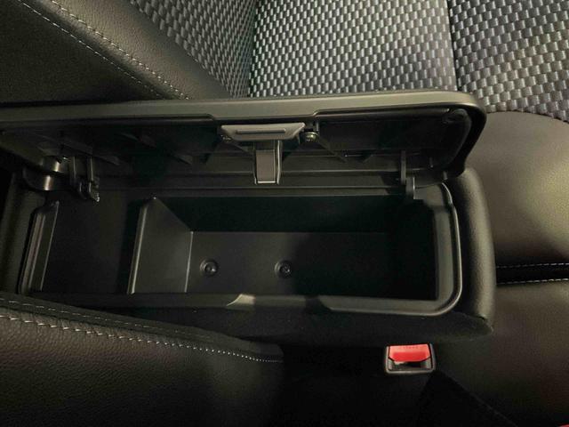 タントカスタムＸ　届出済未使用車　オーディオレス　全方位カメラ届出済未使用車　オーディオレス　全方位カメラ　運転席助手席シートヒーター　電動パーキングブレーキ　オートエアコン　オートライト　両側電動スライドドア　ＬＥＤヘッドライト　ＬＥＤフォグランプ（京都府）の中古車