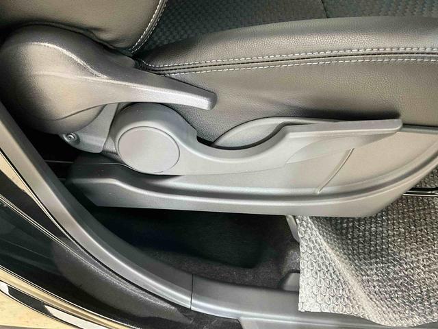 タントカスタムＸ　届出済未使用車　オーディオレス　全方位カメラ届出済未使用車　オーディオレス　全方位カメラ　運転席助手席シートヒーター　電動パーキングブレーキ　オートエアコン　オートライト　両側電動スライドドア　ＬＥＤヘッドライト　ＬＥＤフォグランプ（京都府）の中古車