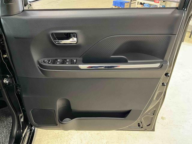 タントカスタムＸ　届出済未使用車　オーディオレス　全方位カメラ届出済未使用車　オーディオレス　全方位カメラ　運転席助手席シートヒーター　電動パーキングブレーキ　オートエアコン　オートライト　両側電動スライドドア　ＬＥＤヘッドライト　ＬＥＤフォグランプ（京都府）の中古車