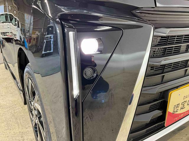 タントカスタムＸ　届出済未使用車　オーディオレス　全方位カメラ届出済未使用車　オーディオレス　全方位カメラ　運転席助手席シートヒーター　電動パーキングブレーキ　オートエアコン　オートライト　両側電動スライドドア　ＬＥＤヘッドライト　ＬＥＤフォグランプ（京都府）の中古車