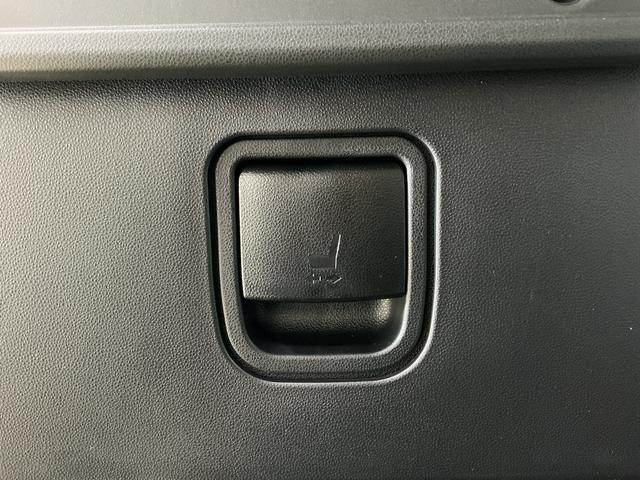 タントＸ　届出済み未使用車　４ＷＤ　バックカメラ　片側電動スライド届出済み未使用車　４ＷＤ　バックカメラ　片側電動スライドドア　前後コーナーセンサー　前席シートヒーター　電子パーキング　オートマチックハイビーム　オートブレーキホールド　スマートキー　プッシュスタート（京都府）の中古車