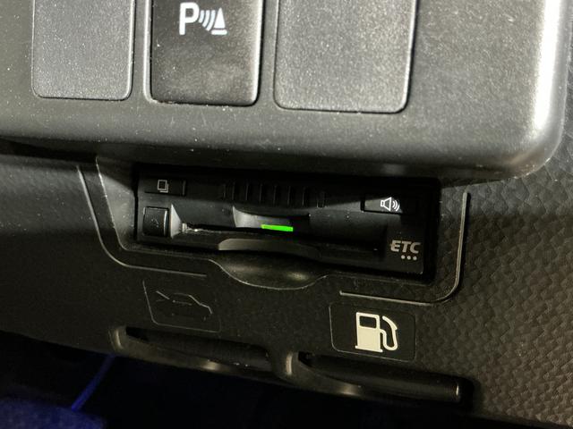 トールカスタムＧ　ターボ　ワンオーナー　ナビ　パノラマモニターワンオーナー　ナビ　パノラマモニター　ドラレコ　ＥＴＣ　フリップダウンモニター　両側電動ｊスライドドア　アダプティブクルーズコントロール　コーナーセンサー　電子パーキング　オートブレーキホールド（京都府）の中古車