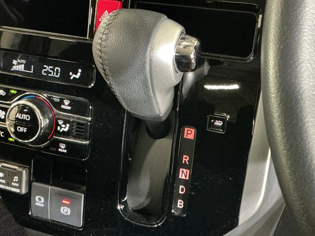 トールカスタムＧ　ターボ　ワンオーナー　ナビ　パノラマモニターワンオーナー　ナビ　パノラマモニター　ドラレコ　ＥＴＣ　フリップダウンモニター　両側電動ｊスライドドア　アダプティブクルーズコントロール　コーナーセンサー　電子パーキング　オートブレーキホールド（京都府）の中古車