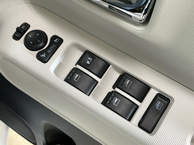 ムーヴキャンバスストライプスＧ　ディスプレイオーディオ　バックカメラディスプレイオーディオ　バックカメラ　プッシュボタンエンジンスタート　両側リヤパワースライドドア　ＬＥＤヘッドライト　オートエアコン　シートヒーター　フルセグチューナー　ブルートゥース対応　ＡＢＳ（京都府）の中古車