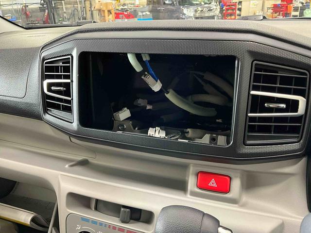 ミライースＸ　ＳＡIII　届出済み未使用車　キーレスエントリー　ＡＢＳ届出済み未使用車　ＬＥＤヘッドランプ　バックカメラ対応　キーレスエントリー　デュアルエアバッグ　ＡＢＳ　安全ボディ　クリアランスソナー　オートマチックハイビーム　横滑り防止システム　スマートアシスト（京都府）の中古車