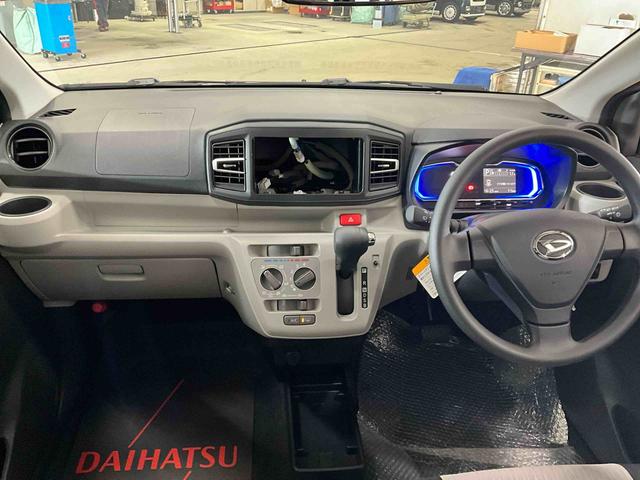 ミライースＸ　ＳＡIII　届出済み未使用車　キーレスエントリー　ＡＢＳ届出済み未使用車　ＬＥＤヘッドランプ　バックカメラ対応　キーレスエントリー　デュアルエアバッグ　ＡＢＳ　安全ボディ　クリアランスソナー　オートマチックハイビーム　横滑り防止システム　スマートアシスト（京都府）の中古車