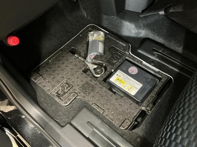 タントカスタムＸ　届出済み未使用車　パノラマモニター　両側電動届出済み未使用車　パノラマモニター　両側電動スライドドア　前後コーナーセンサー　前席シートヒーター　電子パーキング　オートブレーキホールド　オートマチックハイビーム　１４インチ純正アルミホイール（京都府）の中古車