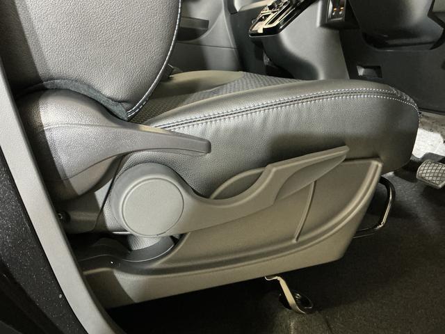 タントカスタムＸ　届出済み未使用車　パノラマモニター　両側電動届出済み未使用車　パノラマモニター　両側電動スライドドア　前後コーナーセンサー　前席シートヒーター　電子パーキング　オートブレーキホールド　オートマチックハイビーム　１４インチ純正アルミホイール（京都府）の中古車