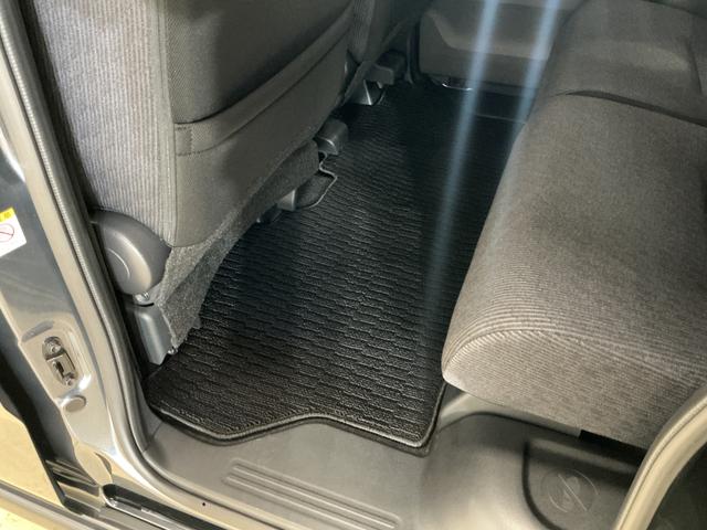 ムーヴG バックカメラ 片側電動スライドドア 前後コーナーセンサーバックカメラ 片側電動スライドドア 前後コーナーセンサー 電子パーキング オートマチックハイビーム オートブレーキホールド USBチャージャー LEDヘッドライト オートライト フォグライト(京都府)の中古車